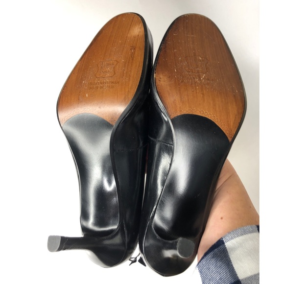 NWOT Stuart Weitzman Black Heels - size 8 - Picture 8 of 9